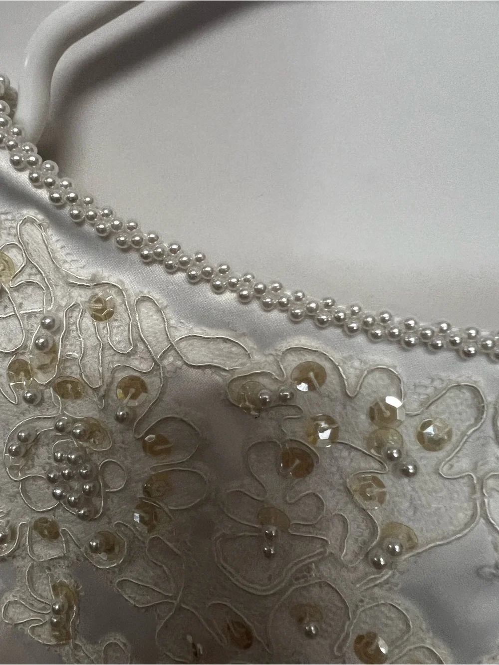 LADY ELEANOR SIZE 5 FLOWER GIRL FLOOR LENGTH DRESS WITH BEADED BODICE  LIKE NEW
